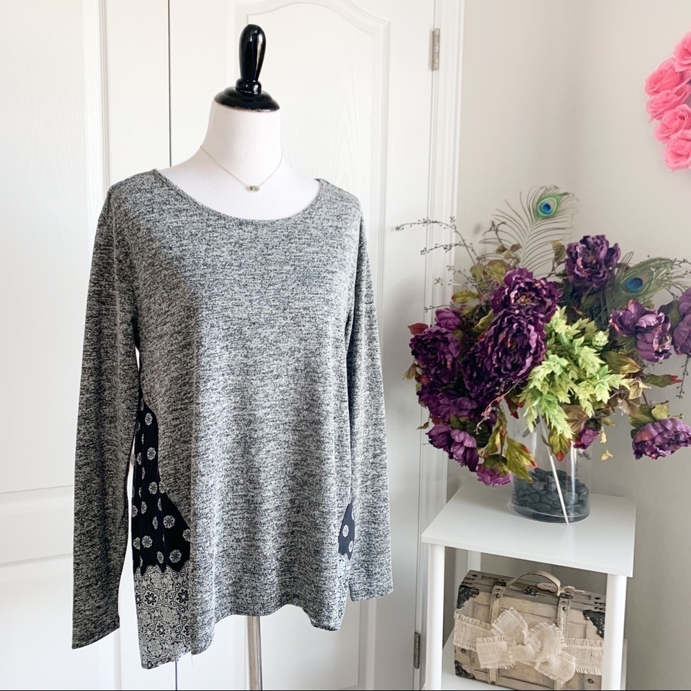 Max Jeans Printed Sweater Top / Tunic
